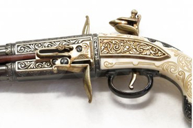 Replika Dvojhlavňová pištoľ, Anglicko, 18. stor.